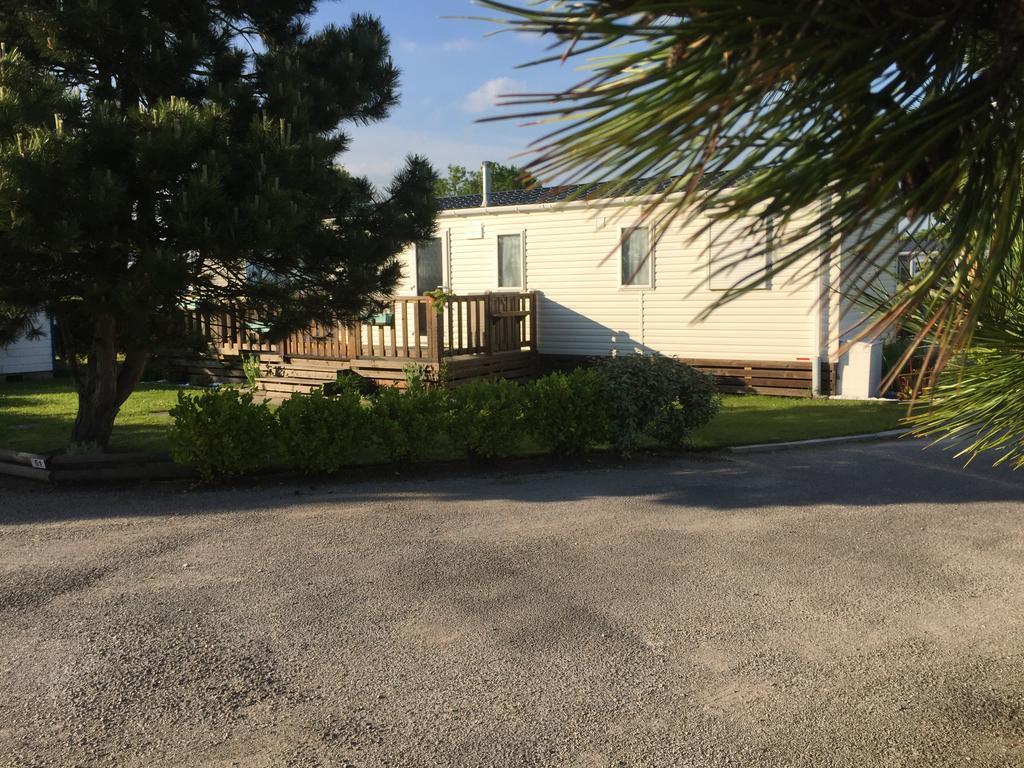 Camping Caravaning Les Cerisiers Berck Sur Mer Verton Eksteriør bilde