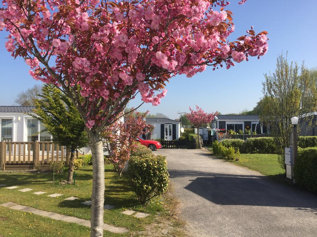Camping Caravaning Les Cerisiers Berck Sur Mer Verton Eksteriør bilde